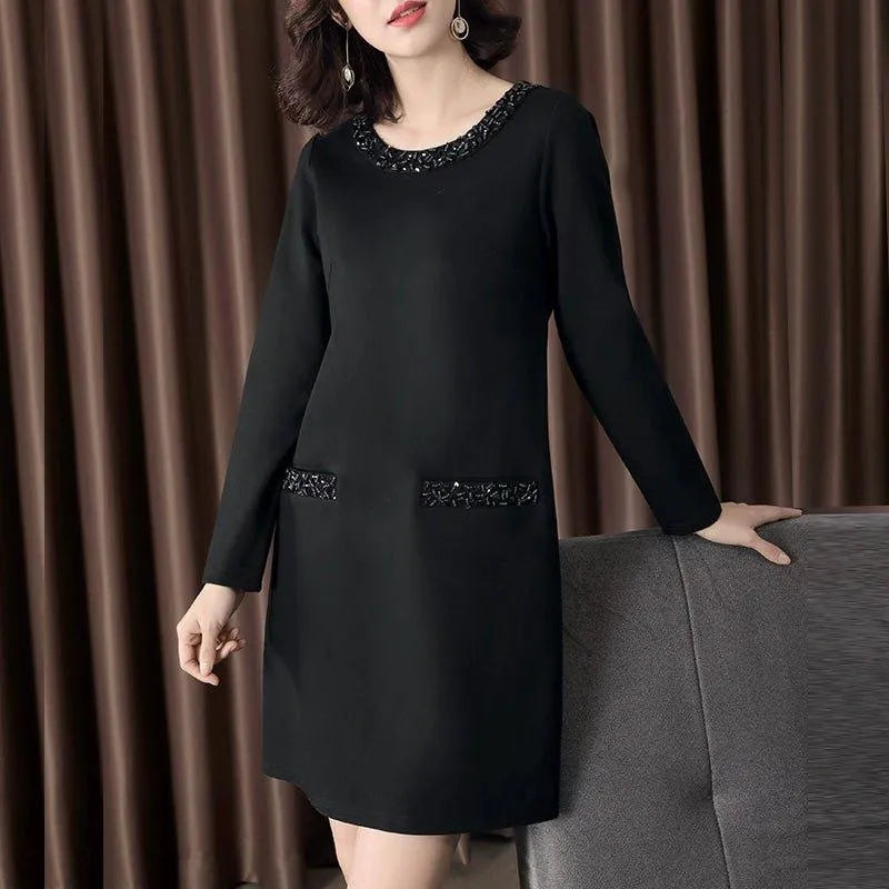 MiKlahFashion L(Suitable for 50.00 kg-57.50 kg) / Black Women's Fashionable Plus Size Ladies Covering Belly Thin Straight Beaded